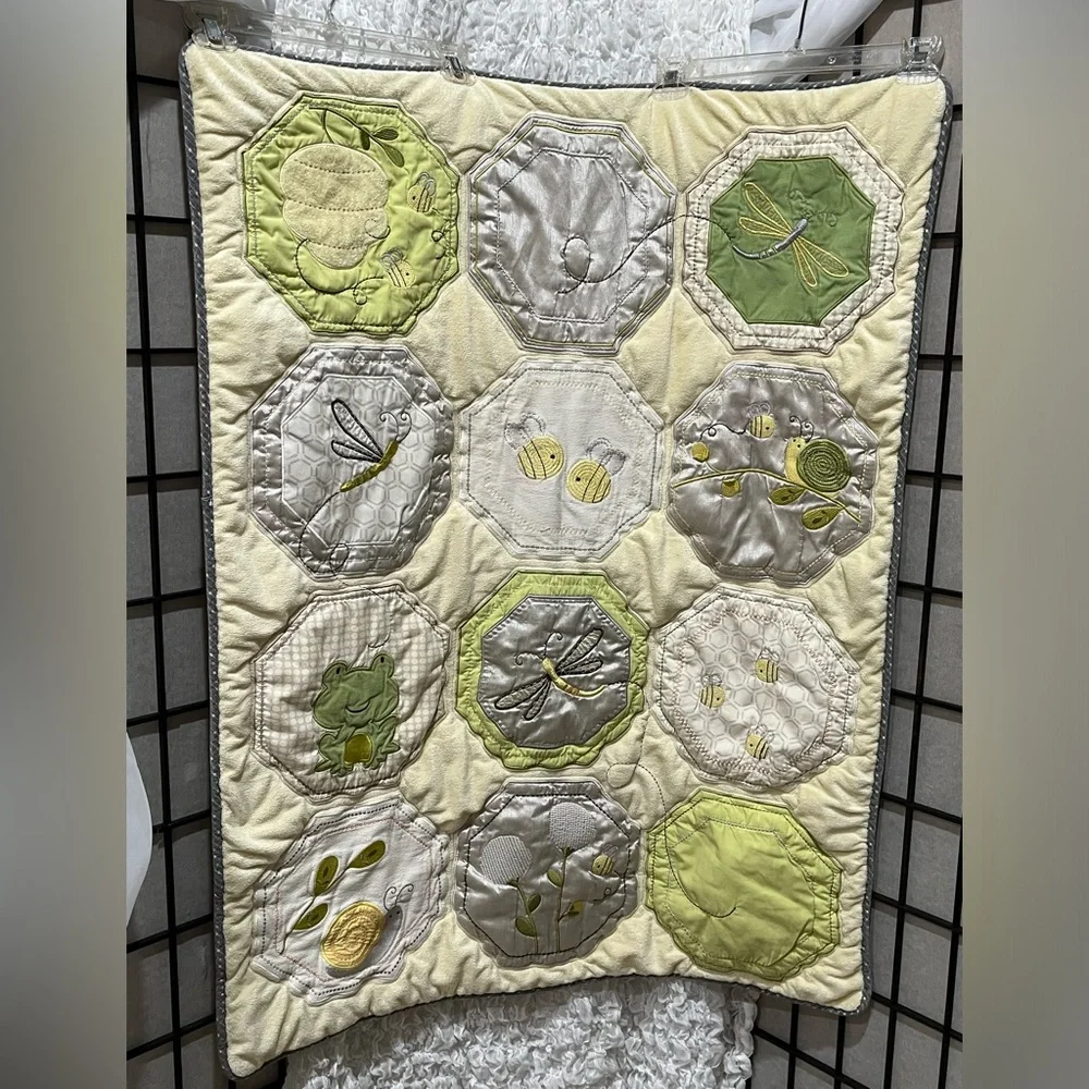 Nature-Inspired CARTERS PATCHWORK BABY Quilted CRIB QUILT: 32”X 41”